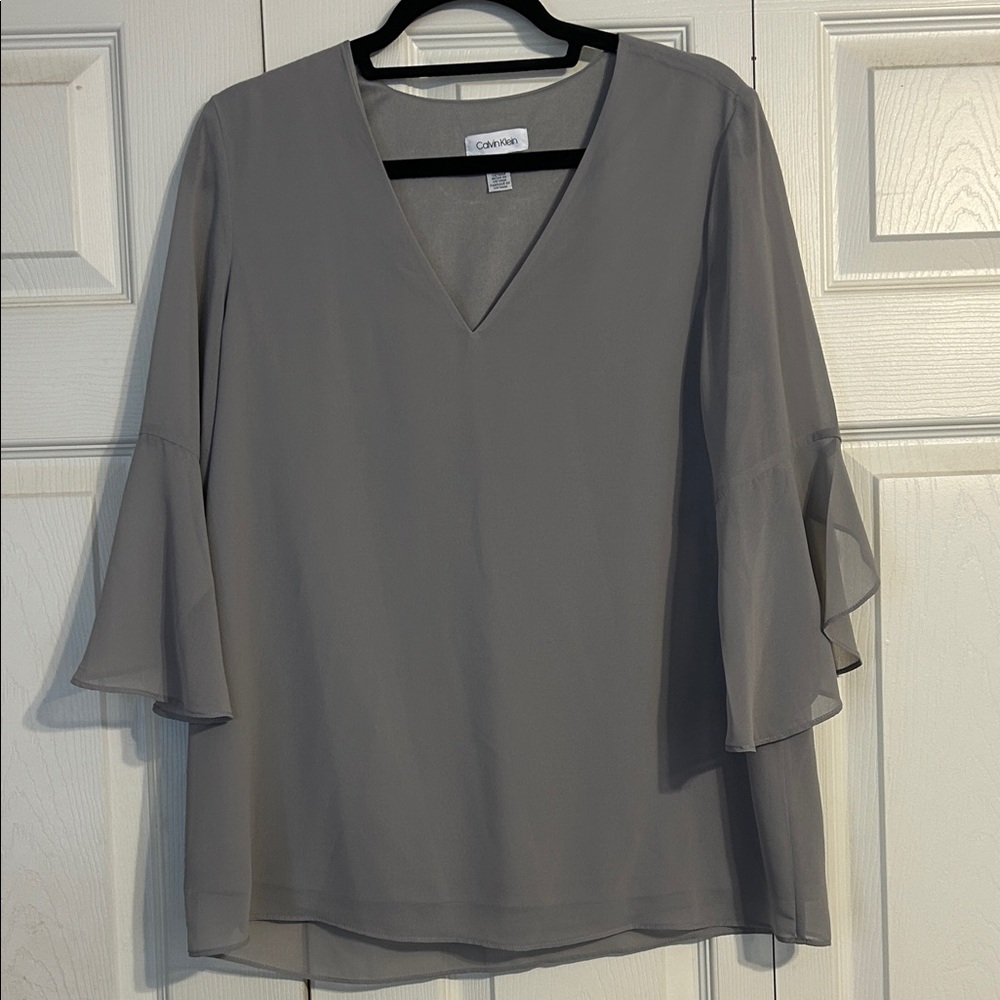 CALVIN KLEIN Medium Silver Women's V-Neck Blouse Ruffle Bell Sleeves Office